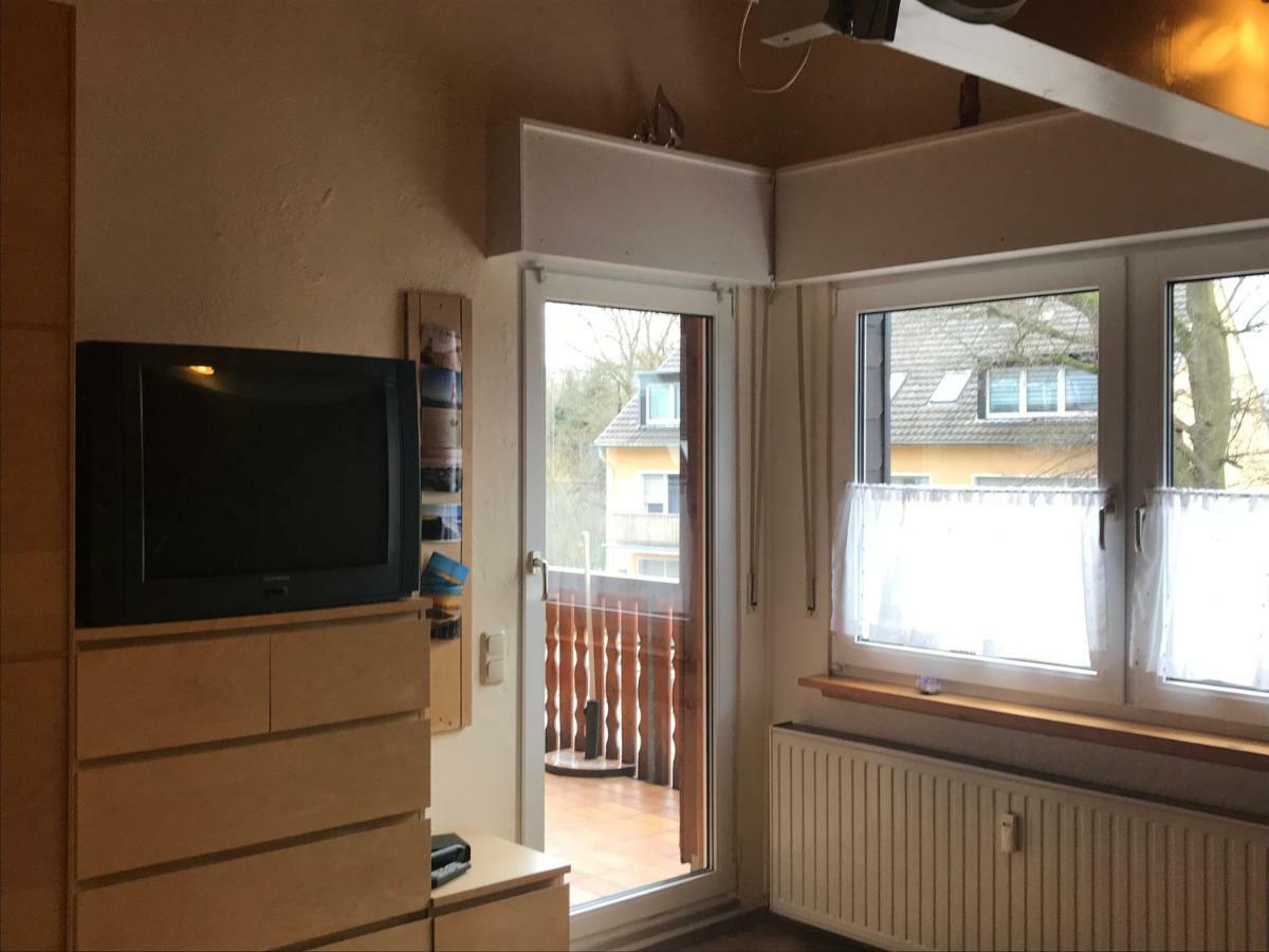 Messe Cgn/Dus Grossraeumige Wohnung In Guter Verkehrslage 레버쿠젠 외부 사진